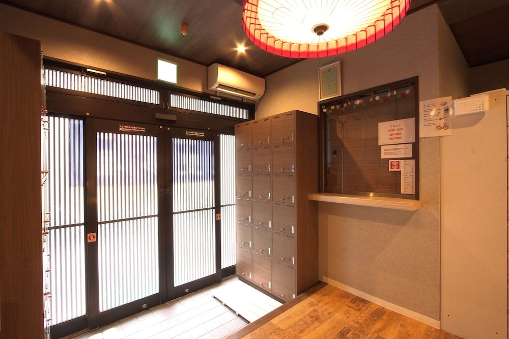 内部エントランス