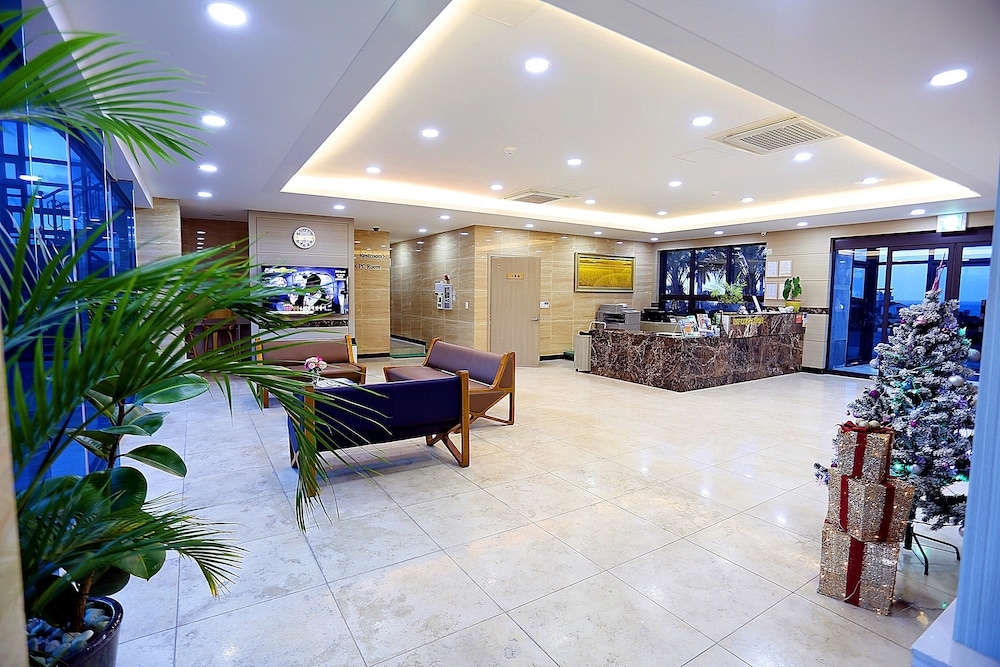 コンシェルジュ デスク