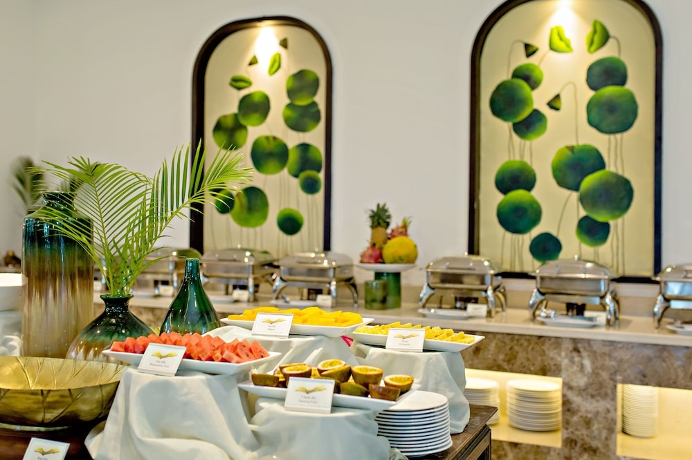 朝食ビュッフェ