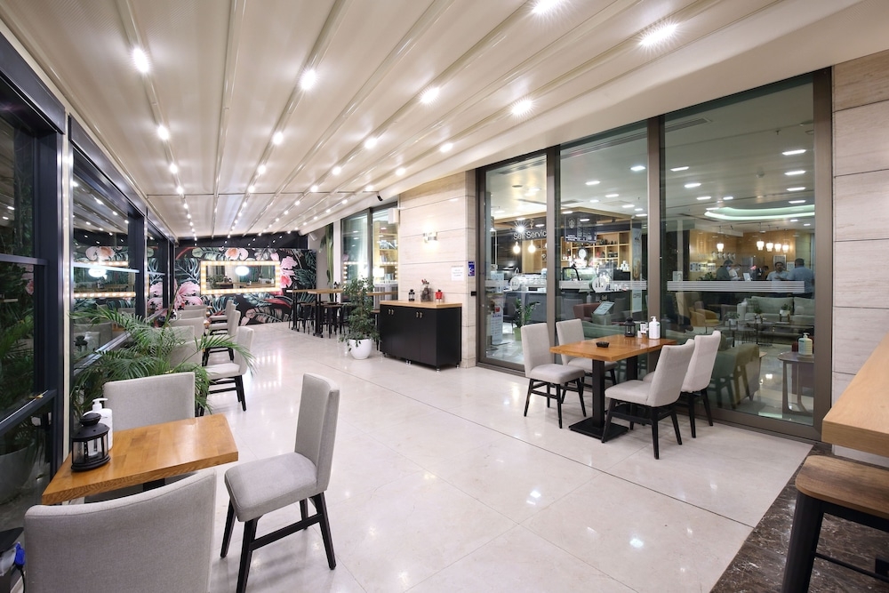 ロビー応接スペース