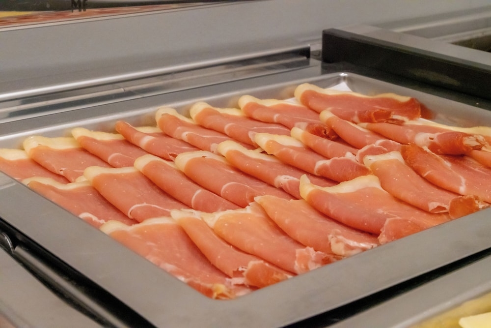 朝食ビュッフェ