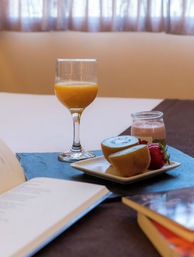 客室内のダイニングエリア