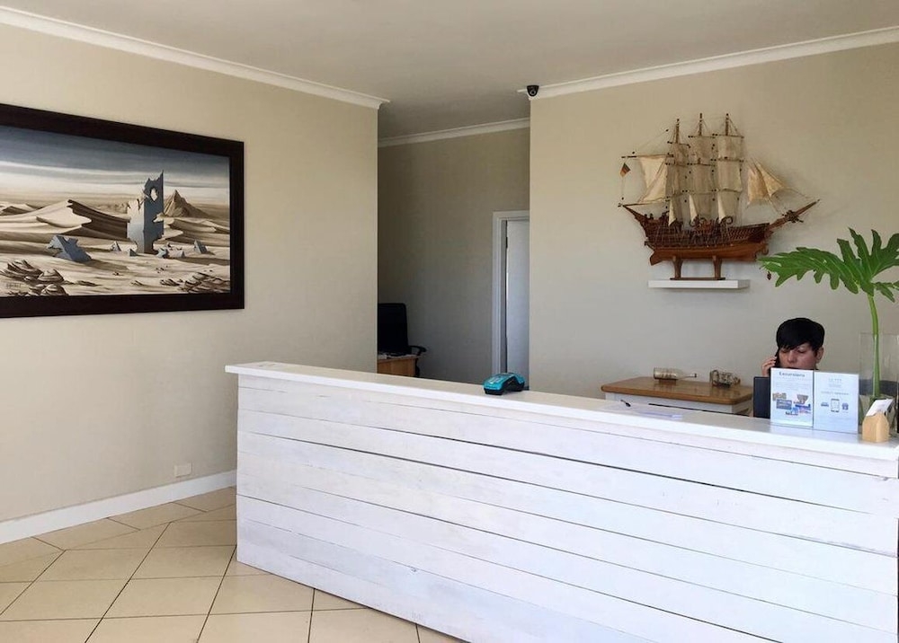 ロビーラウンジ