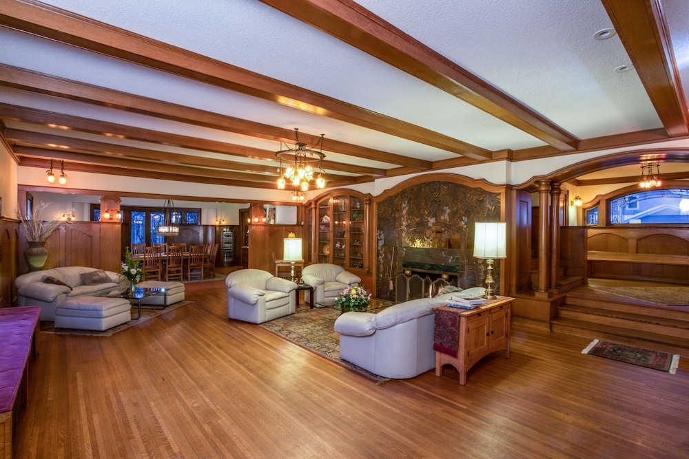 ロビー応接スペース