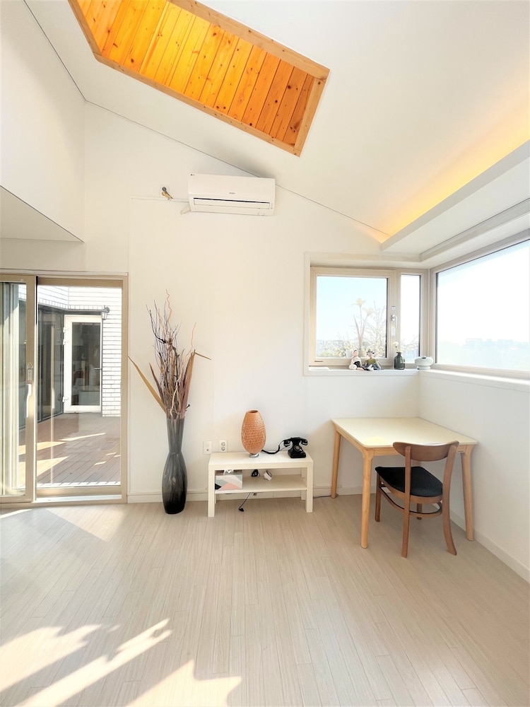 リビング エリア