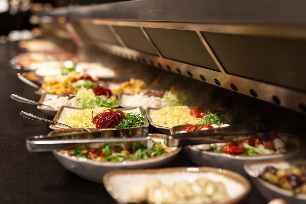 朝食ビュッフェ