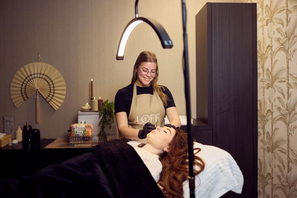 フェイシャル トリートメント