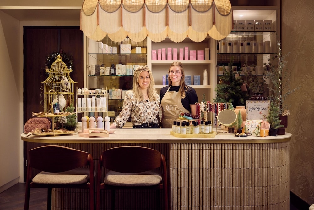 マッサージ (室内)