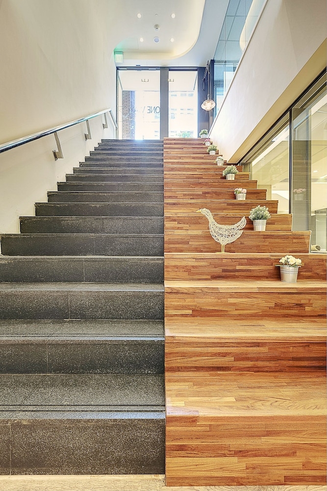 内部エントランス