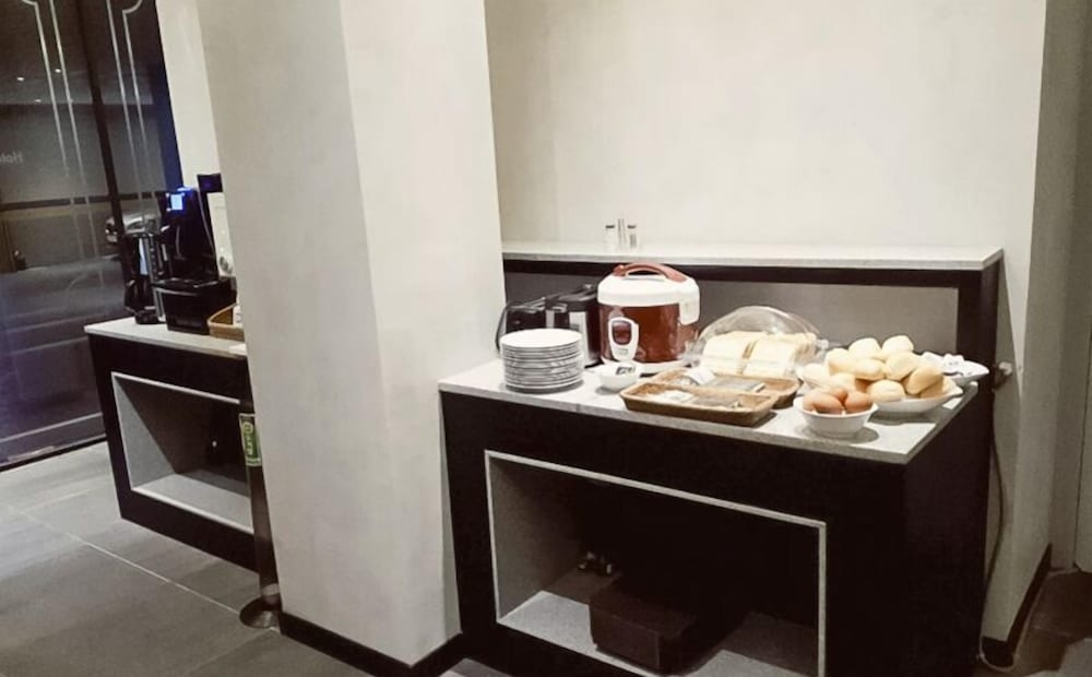 朝食ビュッフェ