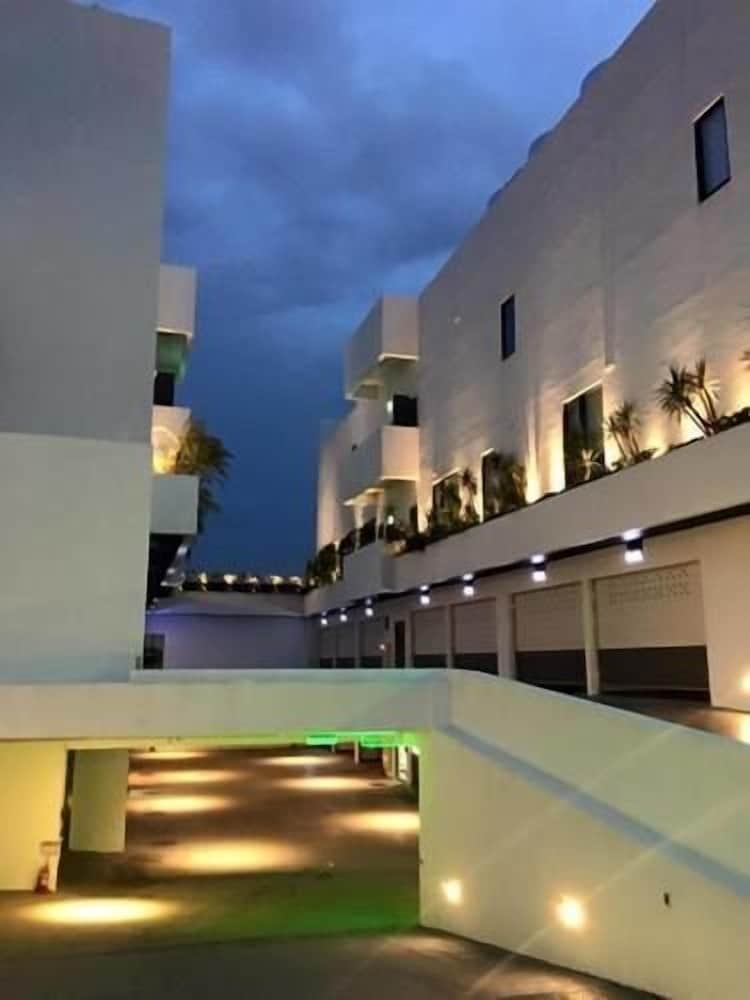 内部エントランス