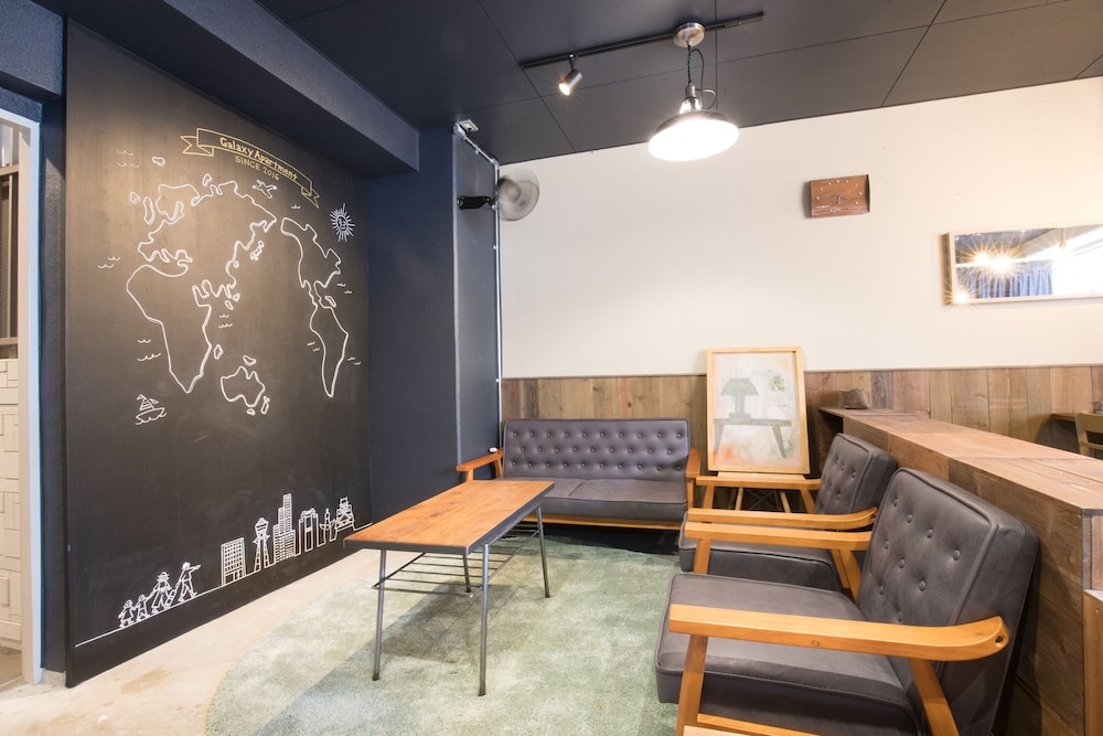 ロビーラウンジ