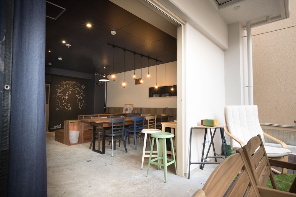 ロビーラウンジ