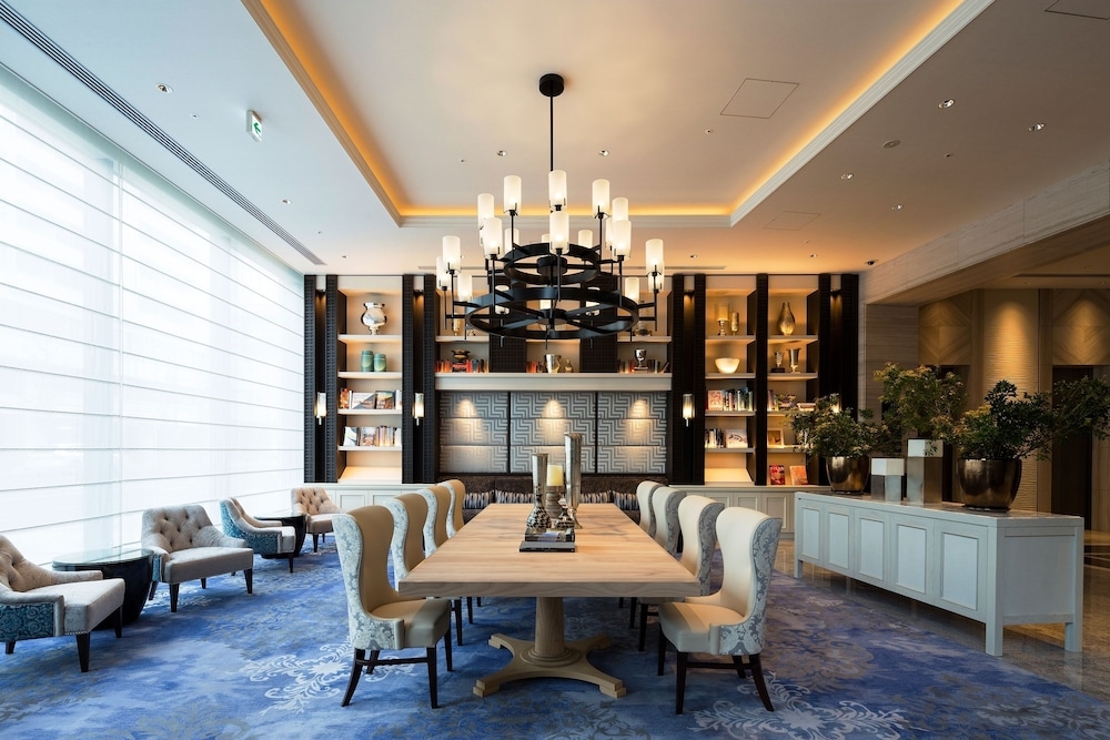 ロビー応接スペース