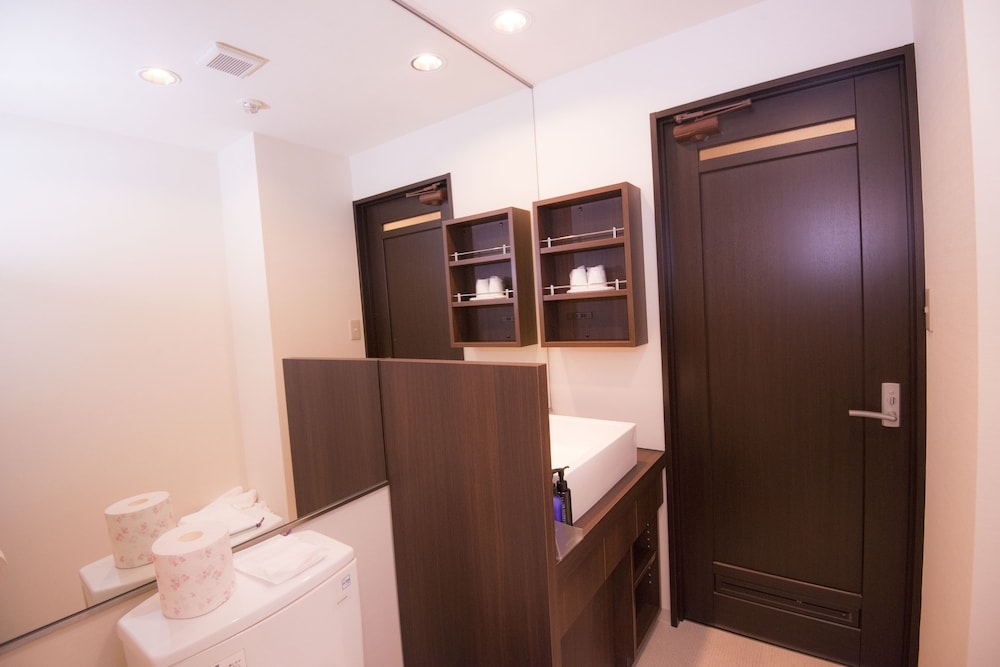 バスルームのシャワー