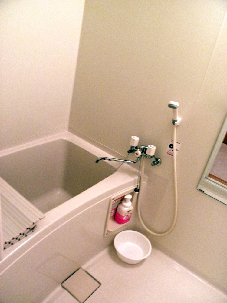 バスルームのシャワー