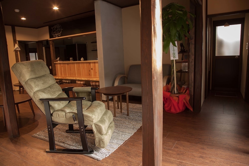 ロビー応接スペース