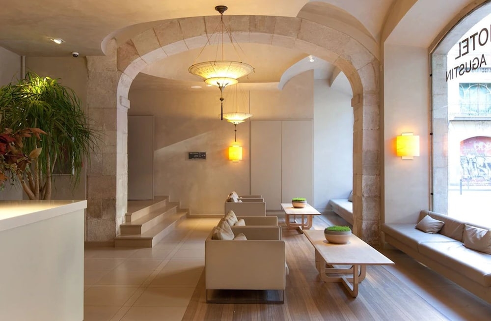 ロビー応接スペース