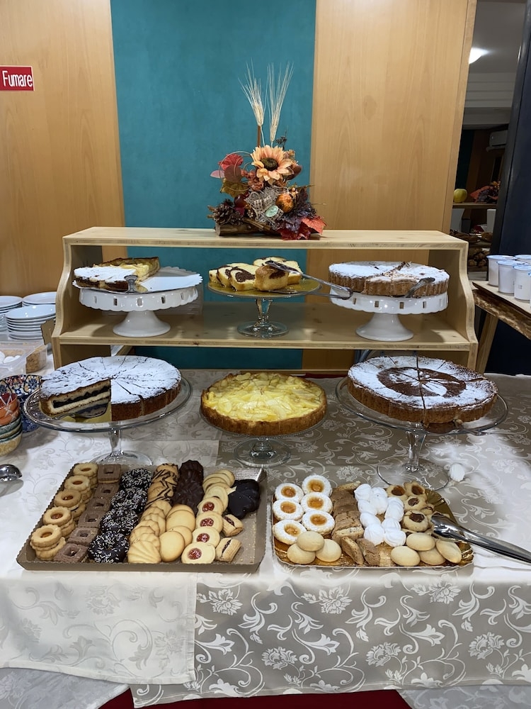 朝食ビュッフェ