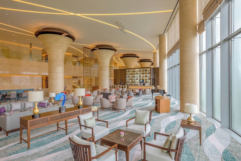 ロビーラウンジ