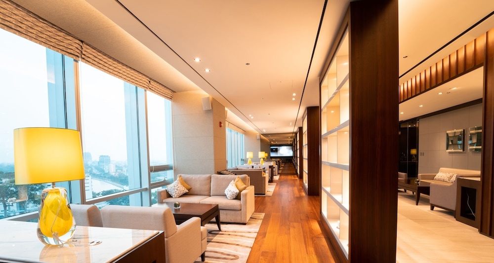 エグゼクティブ ラウンジ