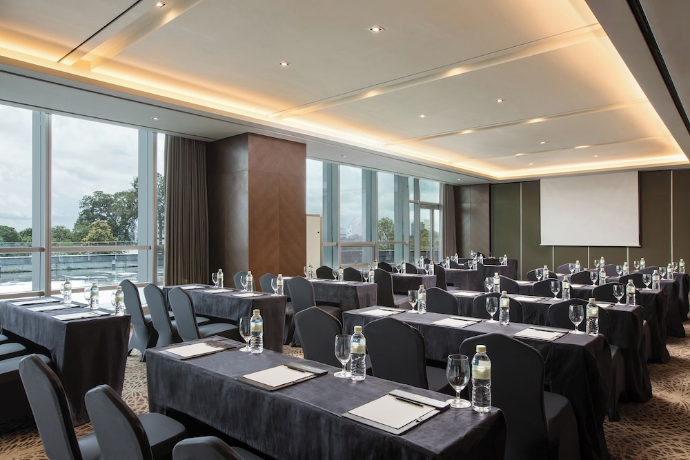 ビジネスセンター