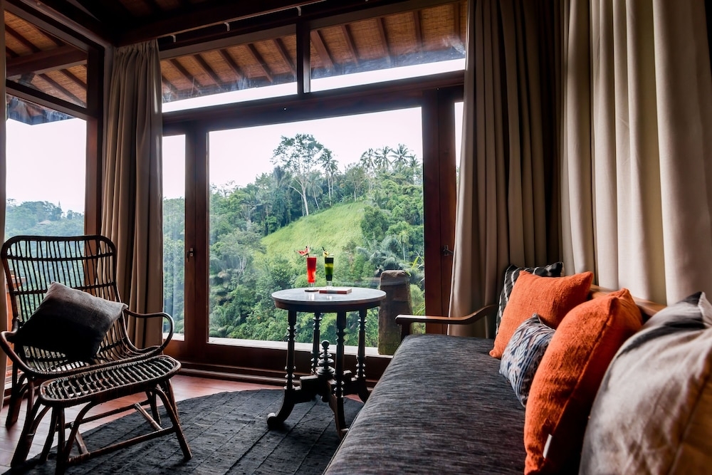 リビング エリア