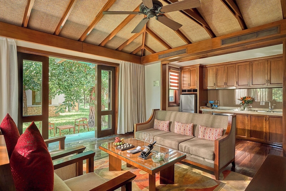 リビング エリア