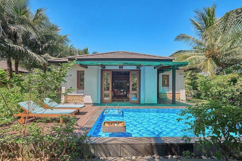 プライベートプール