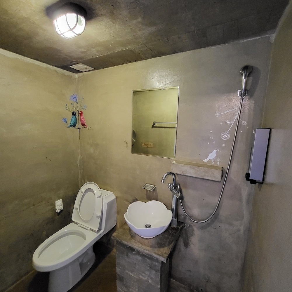 バスルームのシャワー