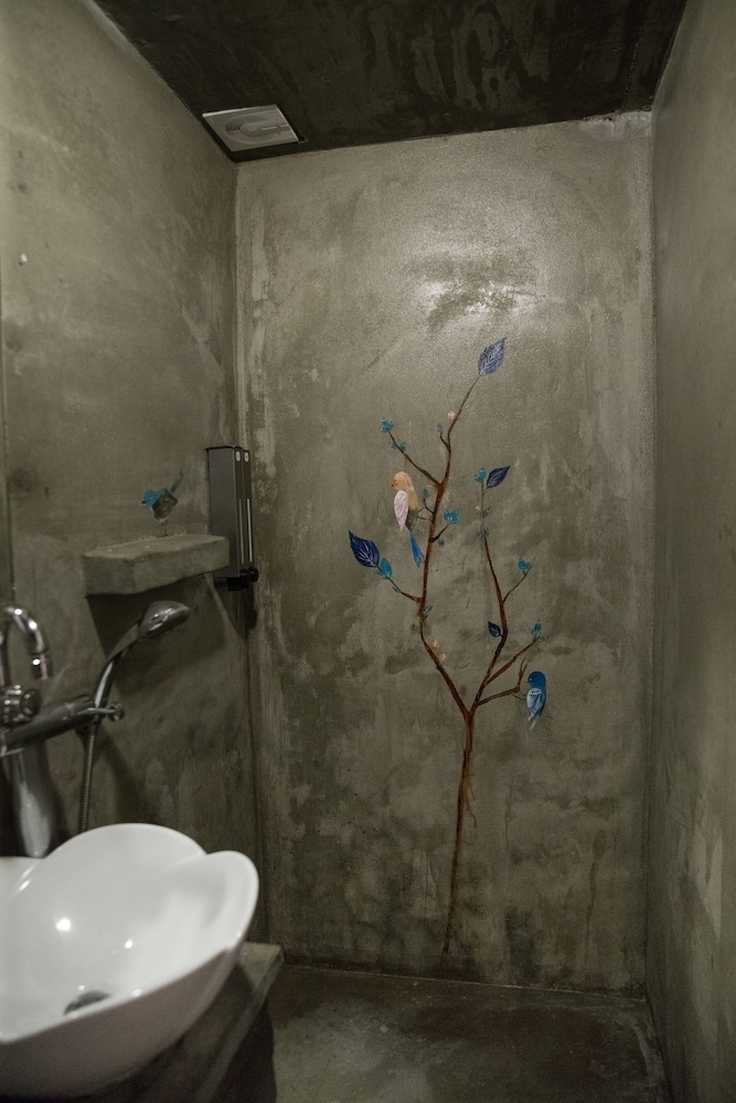 バスルームのシャワー