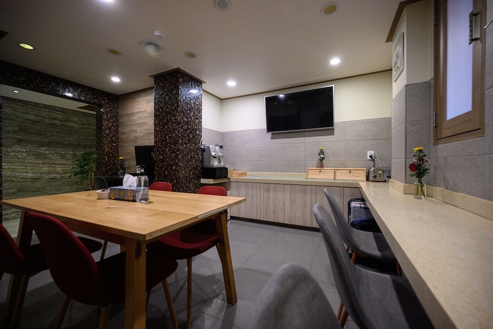 ロビー応接スペース