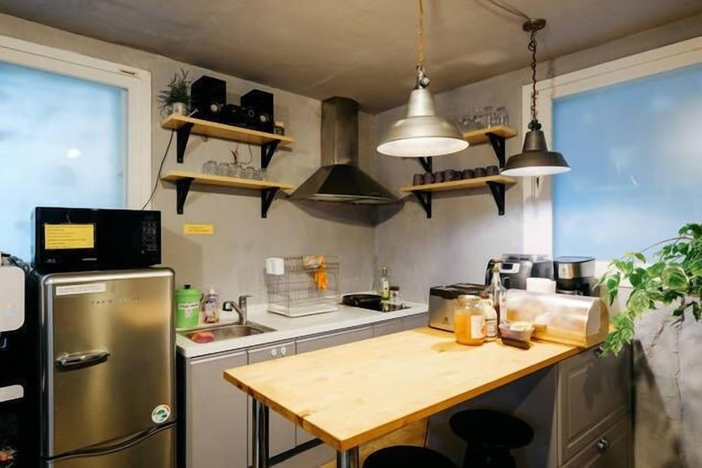 客室内のダイニングエリア