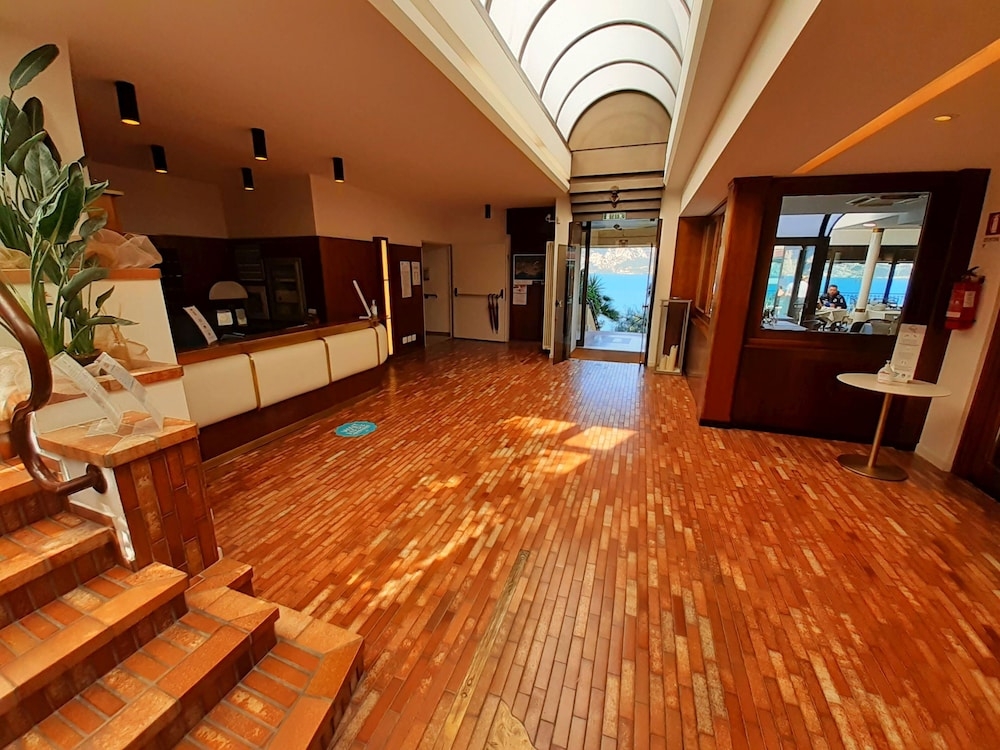 内部エントランス