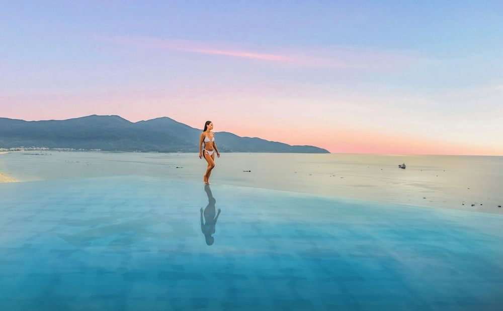 インフィニティ プール