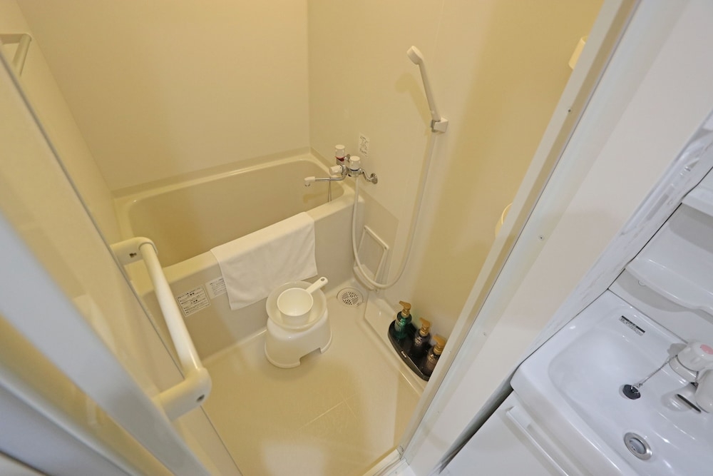 バスルームのシャワー