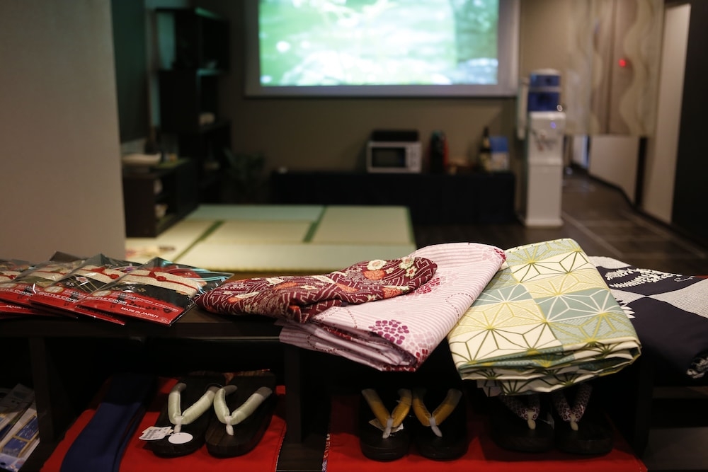 ロビーラウンジ