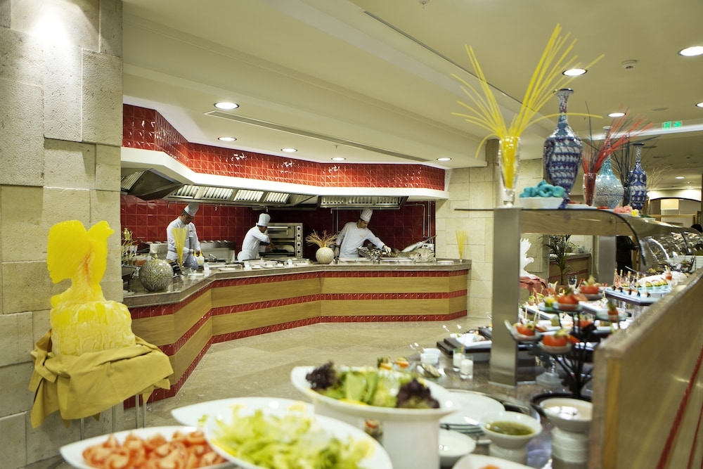 朝食ビュッフェ