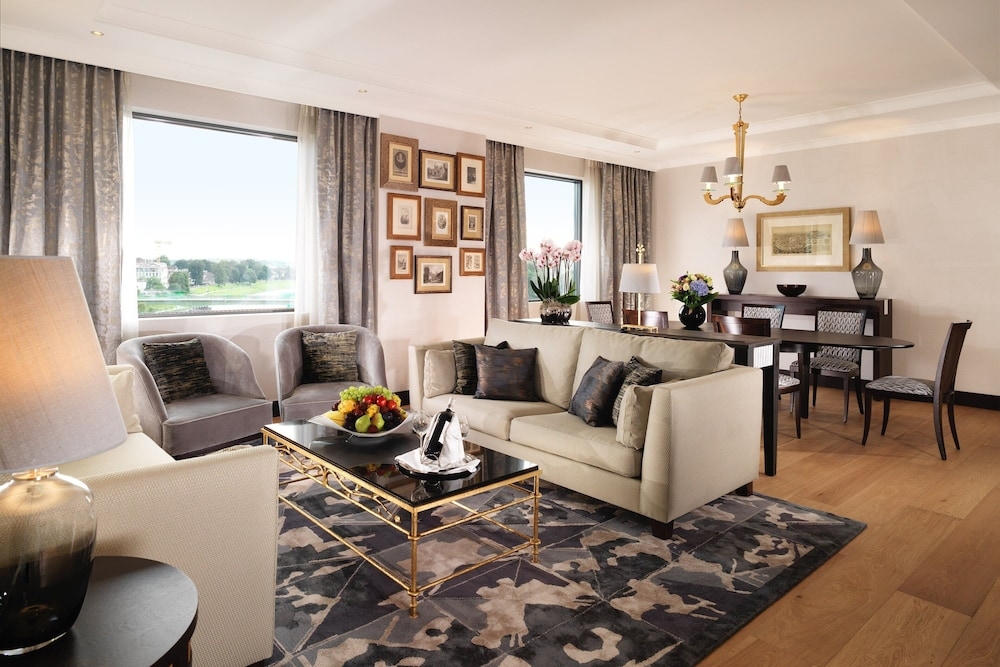 リビングルーム