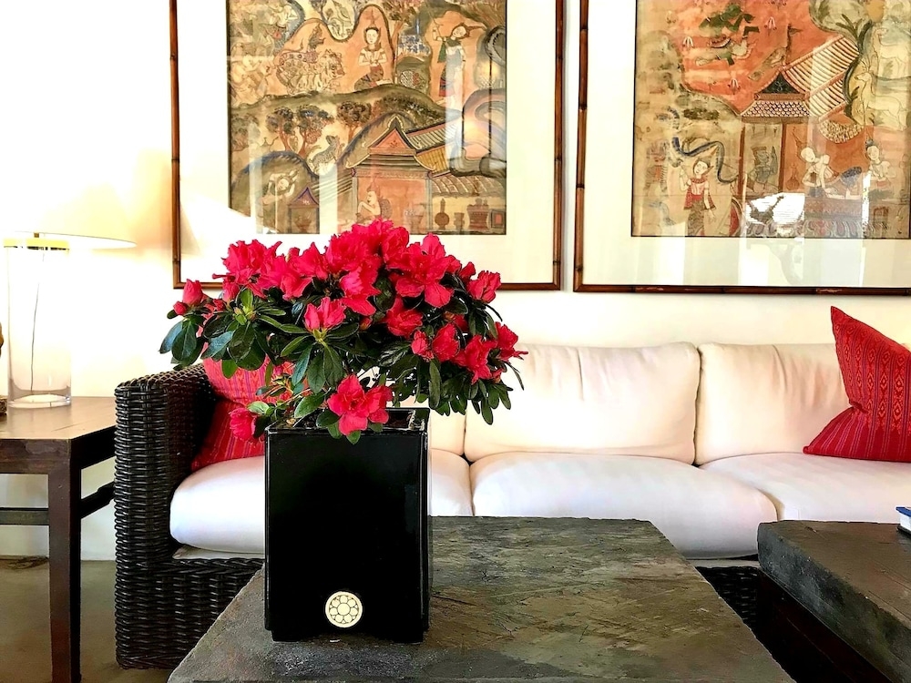 ロビー応接スペース