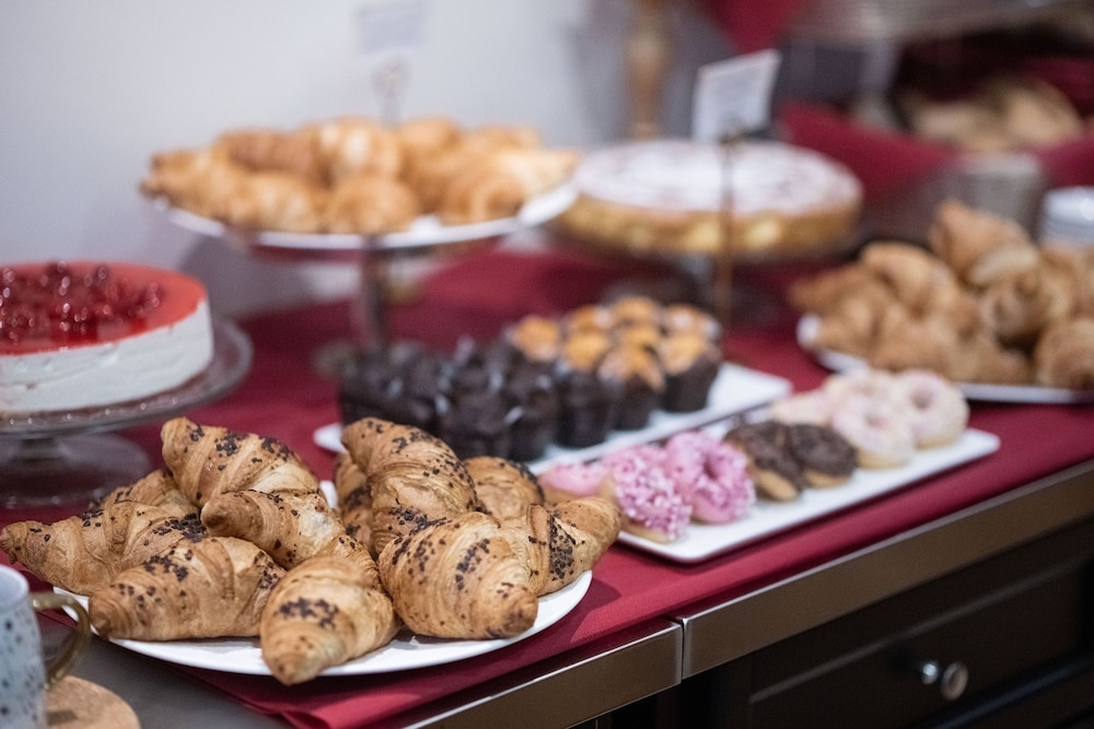 朝食ビュッフェ