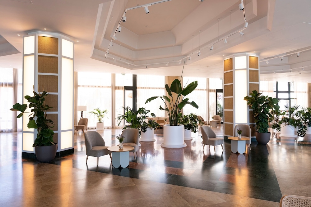 ロビー応接スペース