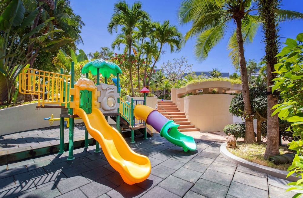 子供用の遊び場 - 屋外