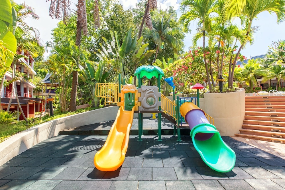 子供用の遊び場 - 屋外