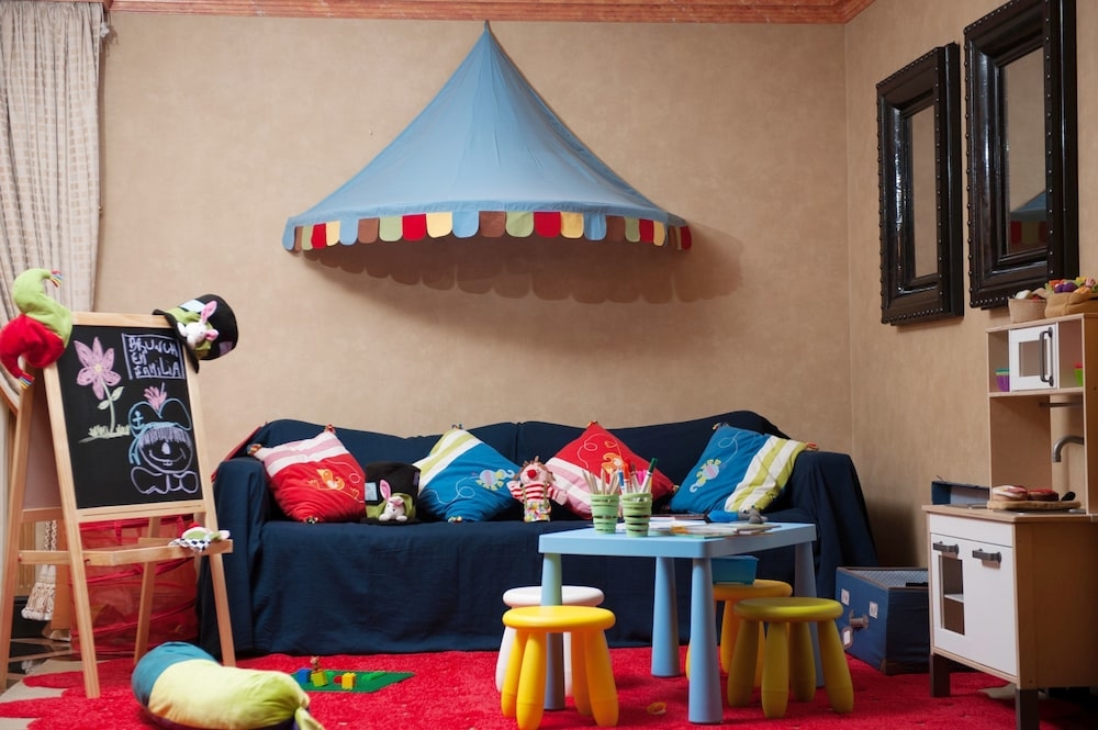 子供用の遊び場 - 屋内