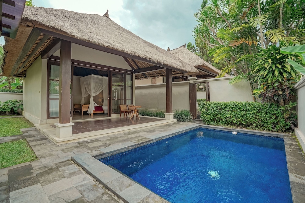 プライベートプール