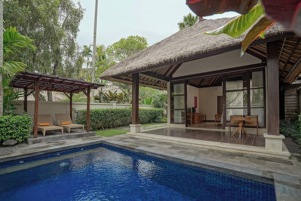 プライベートプール