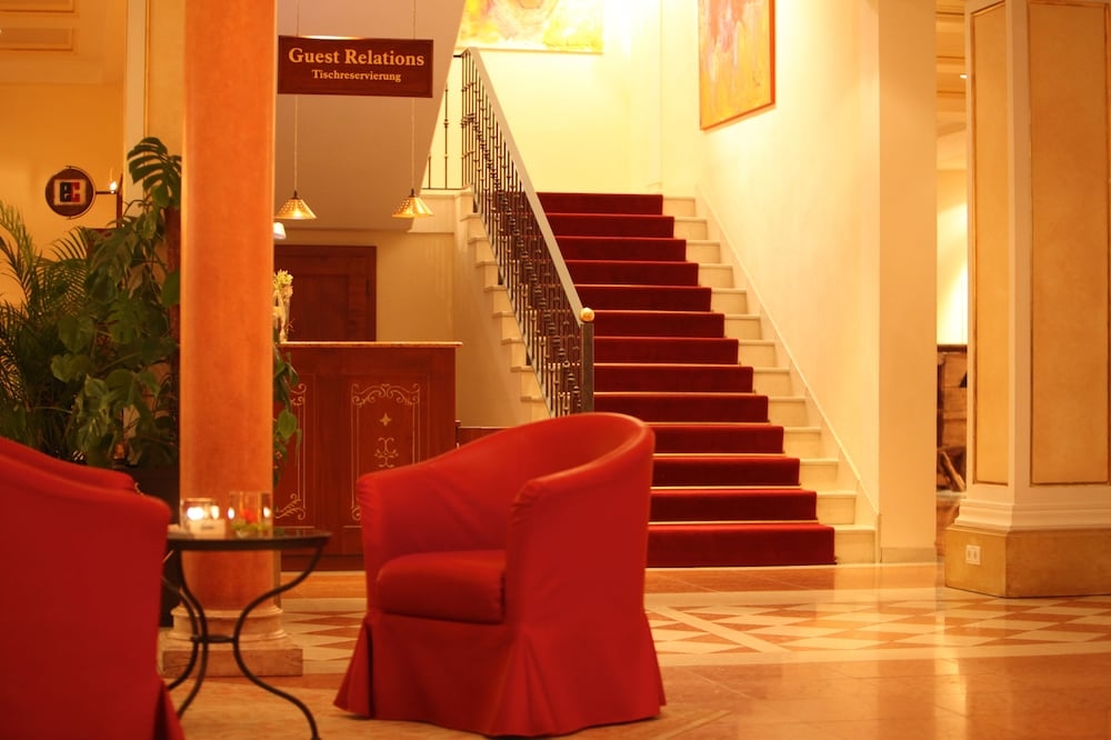 ロビー応接スペース