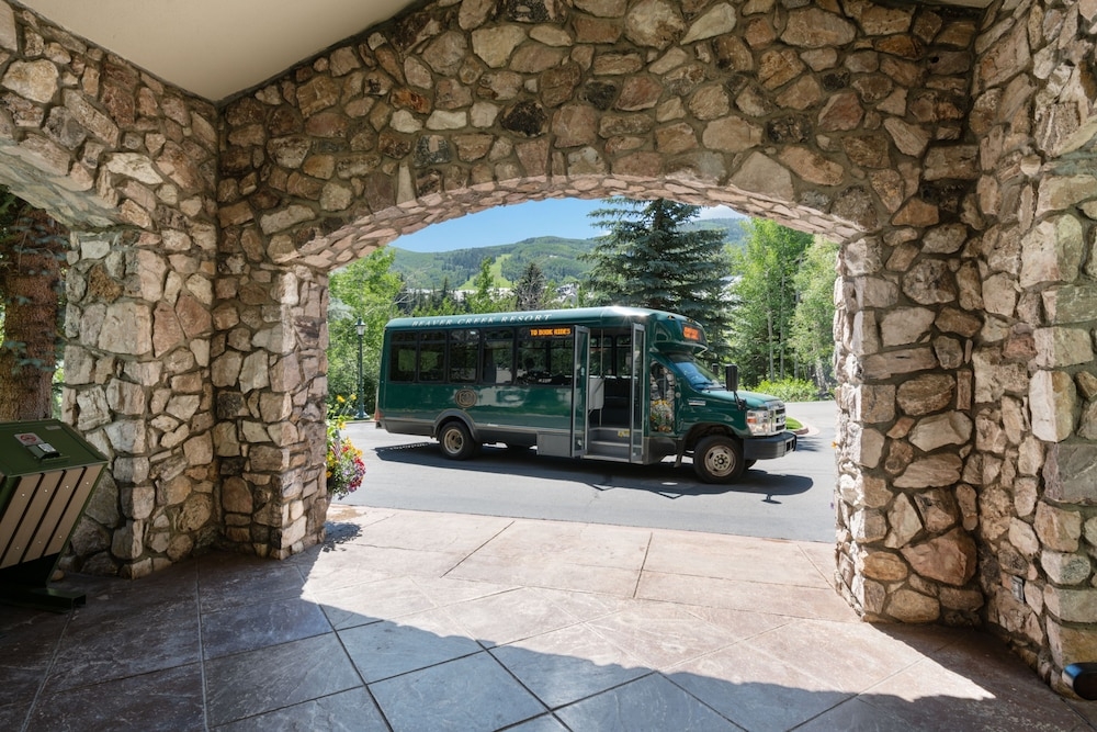 市街地へのシャトル サービス