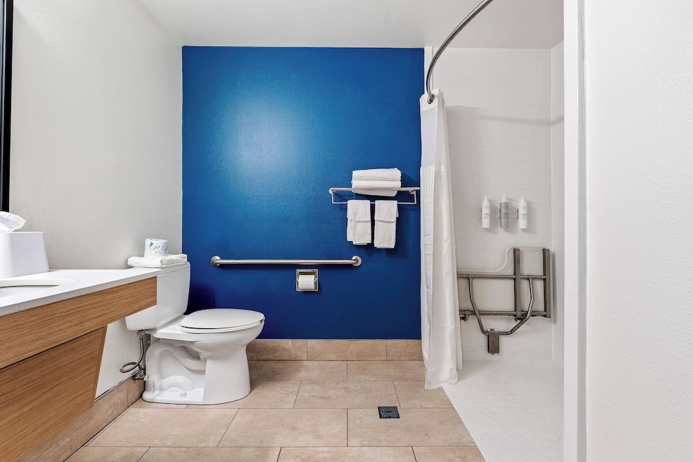 バスルームのシャワー